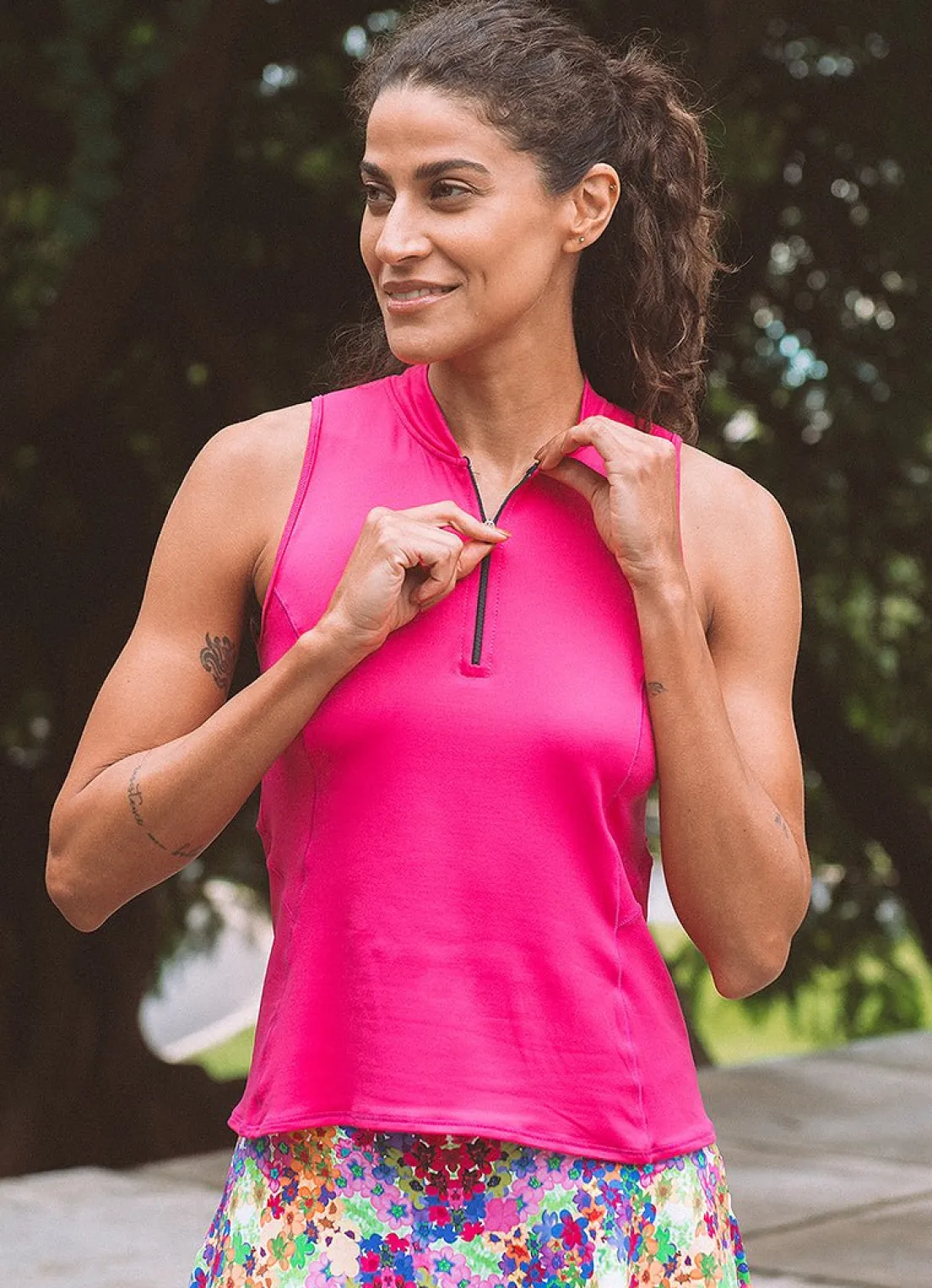 Dona Jo short sleeve shirts>Alley Mock-Neck Tank Calla