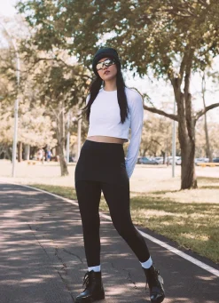 Dona Jo skirted leggings & capris|skirted leggings & capris>Comfort Skirted Legging Black