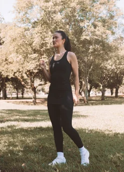 Dona Jo skirted leggings & capris|skirted leggings & capris>Comfort Skirted Legging Black