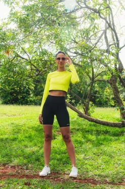 Dona Jo shorts><noscript><img width=