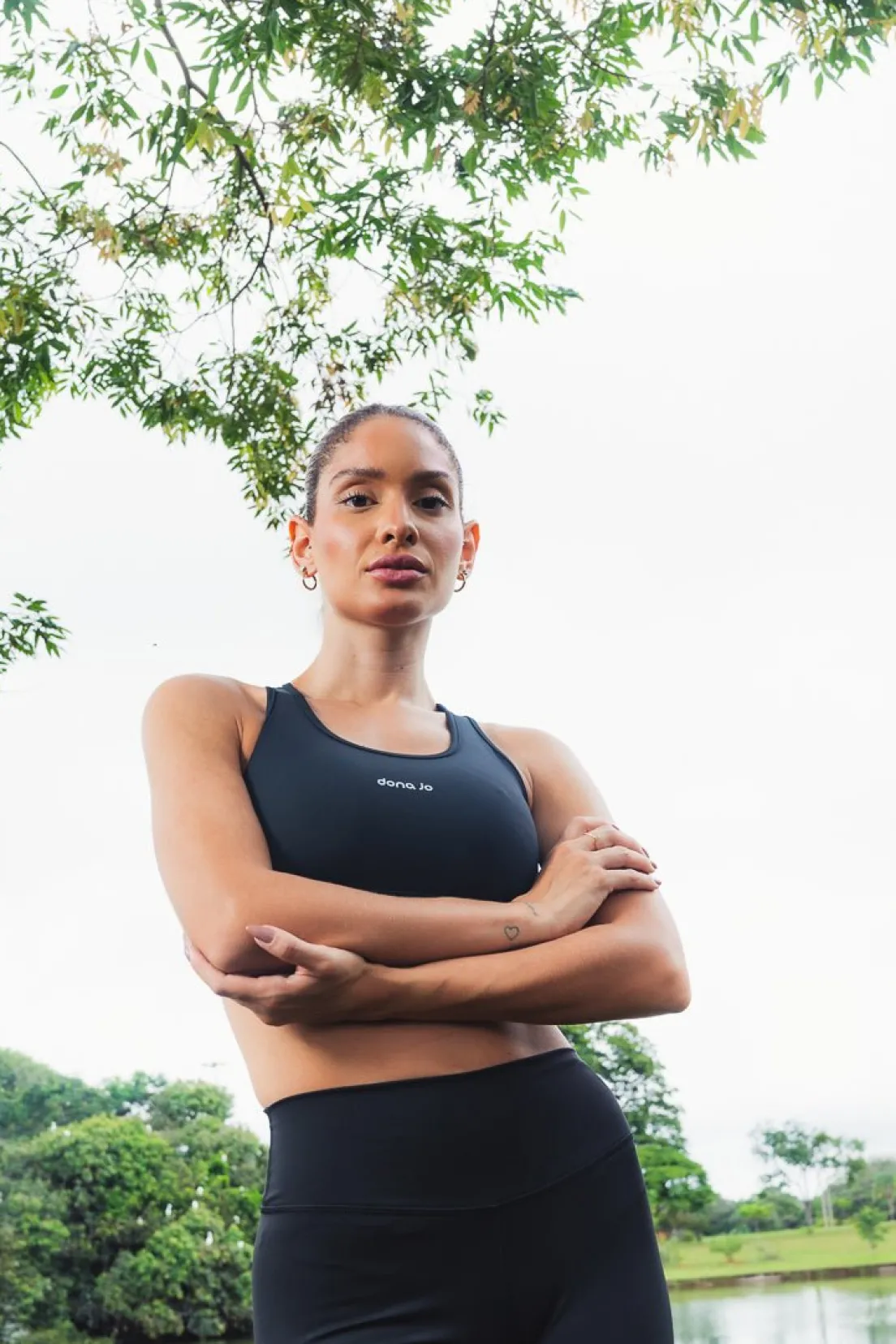 Dona Jo sports bras>Compress Bra Black