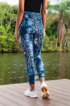 Dona Jo leggings & capris><noscript><img width=