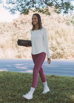 Dona Jo long sleeve shirts>Endurance Top UPF 50+ Off White