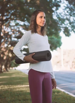 Dona Jo long sleeve shirts>Endurance Top UPF 50+ Off White